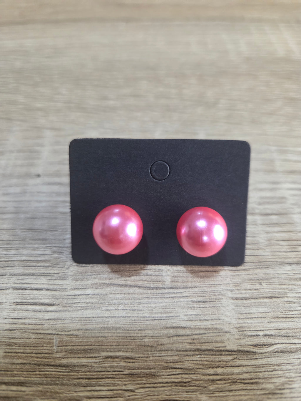 BIG PEARL STUDS