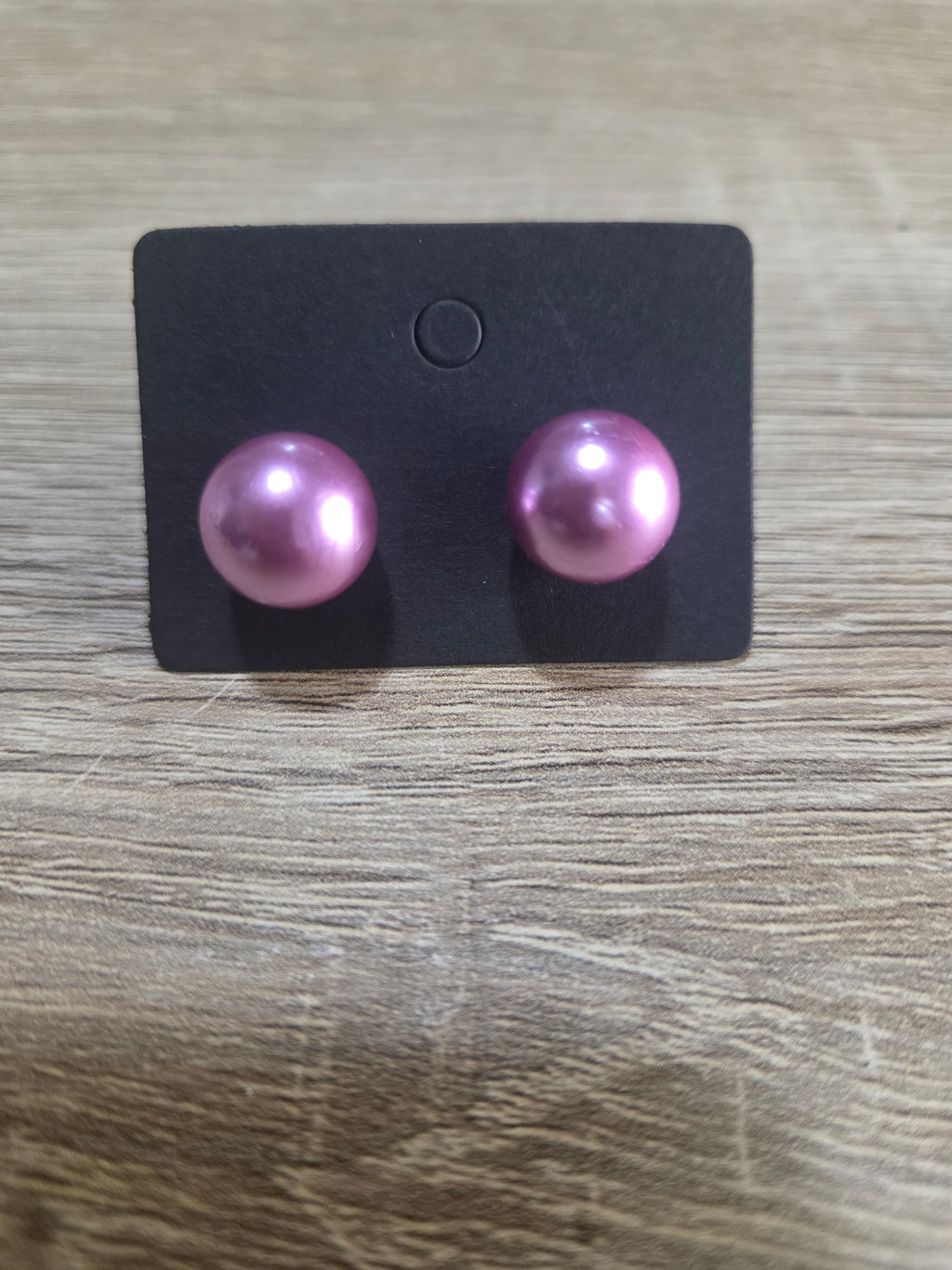 BIG PEARL STUDS