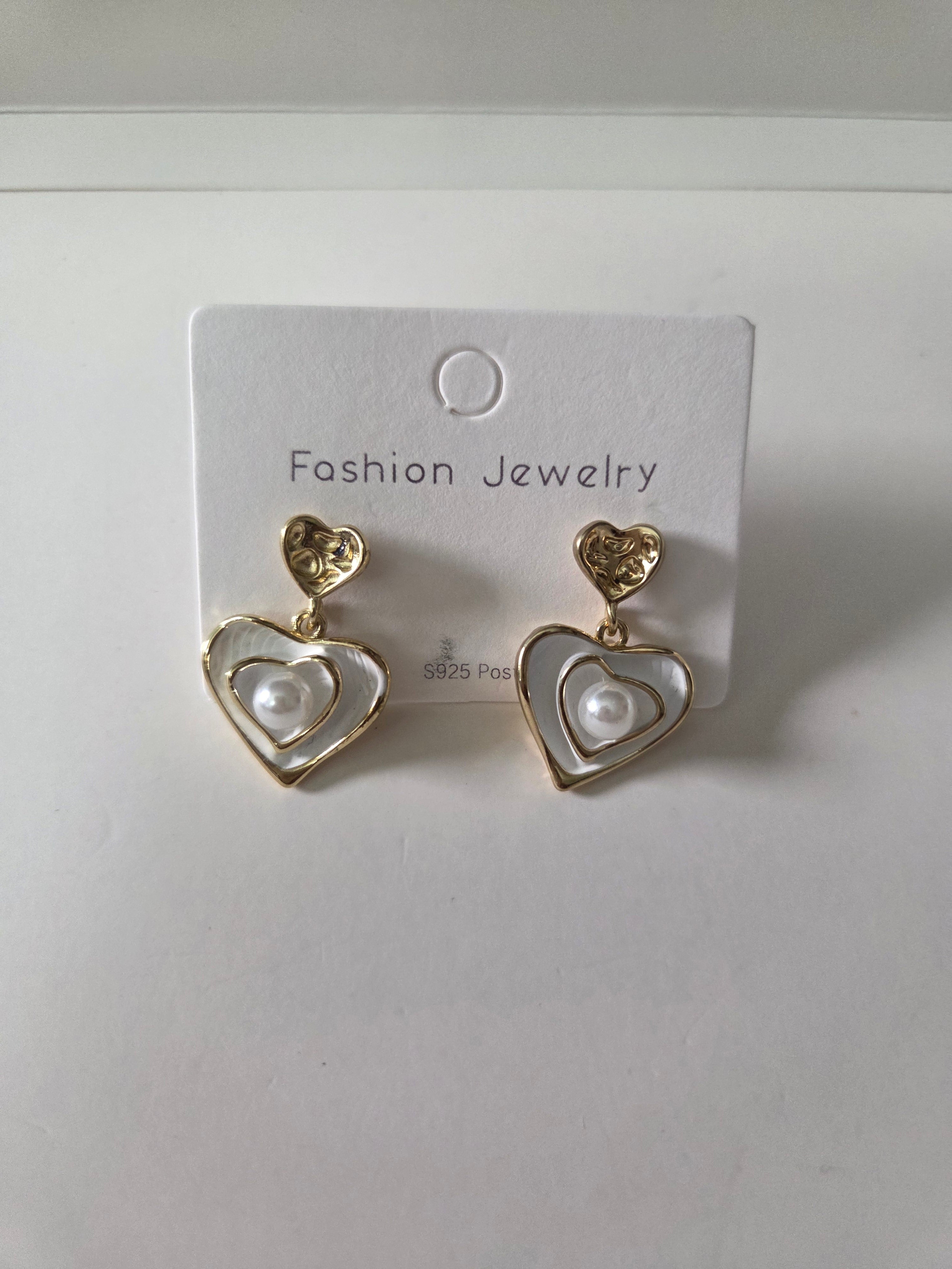 GOLD PEARL HEARTS